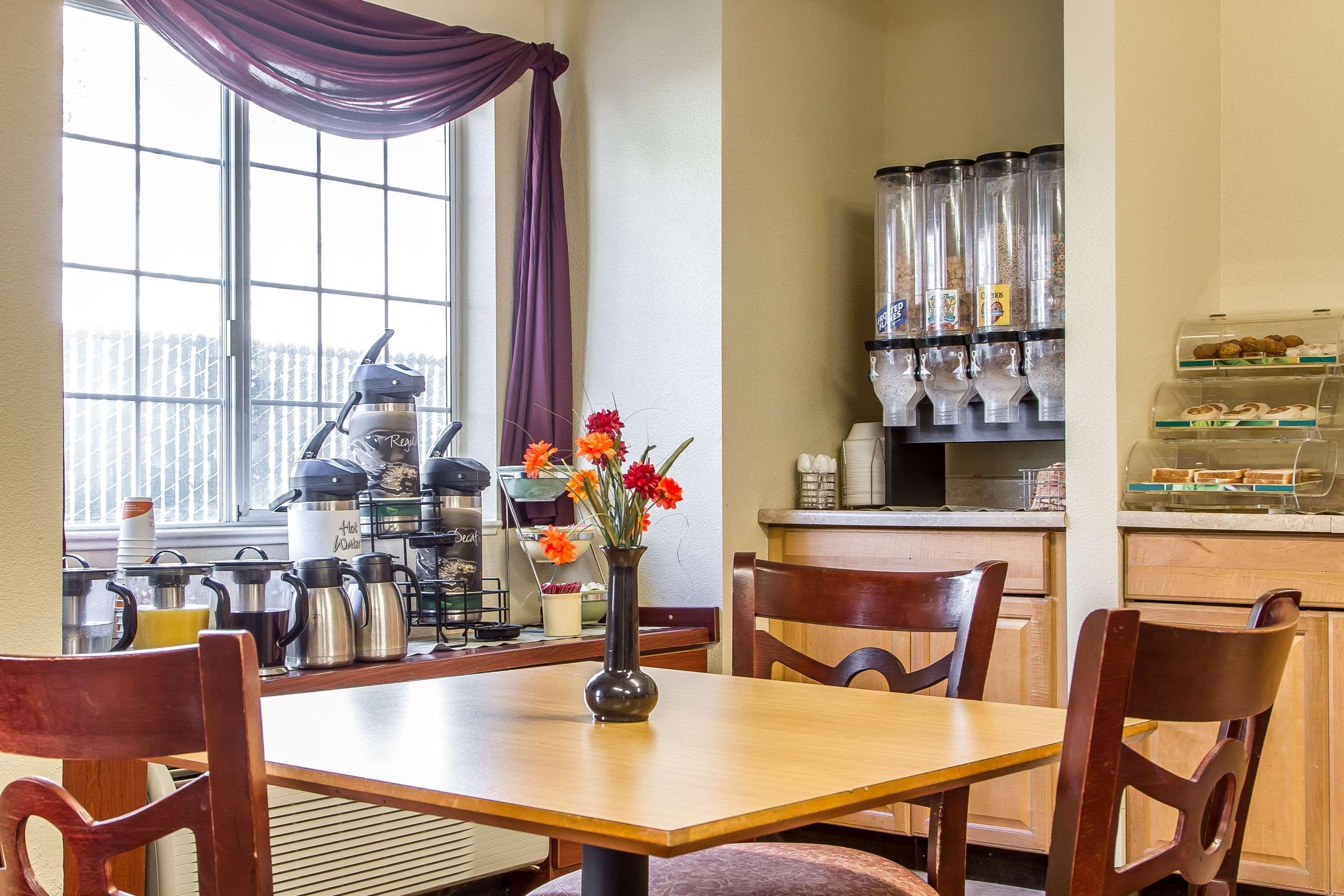 Hotel Quality & Santa Rosa